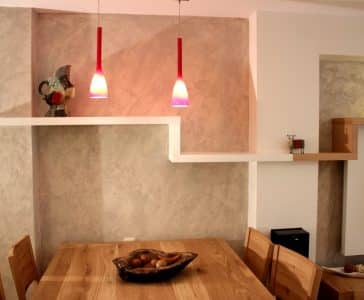 עיצוב דירה קטנה בגבעתיים, פינת האוכל, ענבל קרקו, עיצוב פנים ופנג שואי