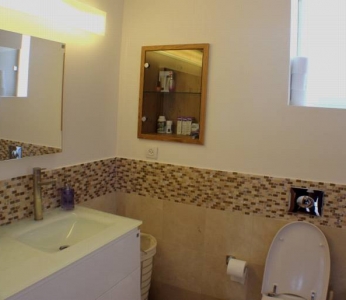 עיצוב דירת יוקרה, מקלחת כללית, עיצוב פנים ופנג שואי, ענבל קרקו