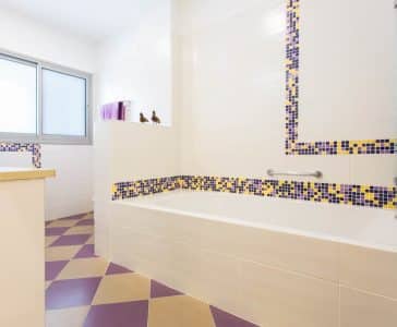 עיצוב פנים דירת קבלן ברחובות, מקלחת ילדים, עיצוב פנים ופנג שואי, ענבל קרקו