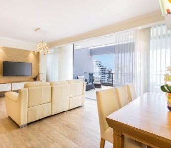 עיצוב דירת קבלן ברחובות, מבט אל המרפסת, עיצוב פנים ופנג שואי, ענבל קרקו