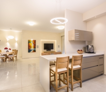 עיצוב מודרני ברחובות, מבט מתוך המטבח, ענבל קרקו, עיצוב פנים ופנג שואי