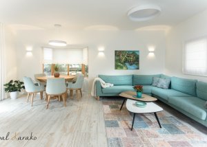 עיצוב פנים לבית בקיבוץ, מראה מדלת הכניסה, ענבל קרקו עיצוב פנים ופנג שואי