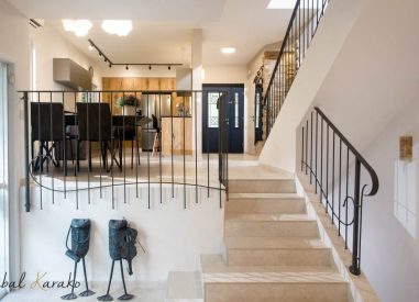 עיצוב בית פרטי ברחובות, מבט מכיוון הסלון, ענבל קרקו עיצוב פנים ופנג שואי